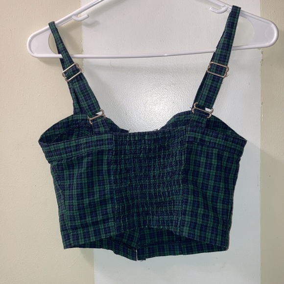 Brandy ❤️ Melville crop top - Picture 2 of 7